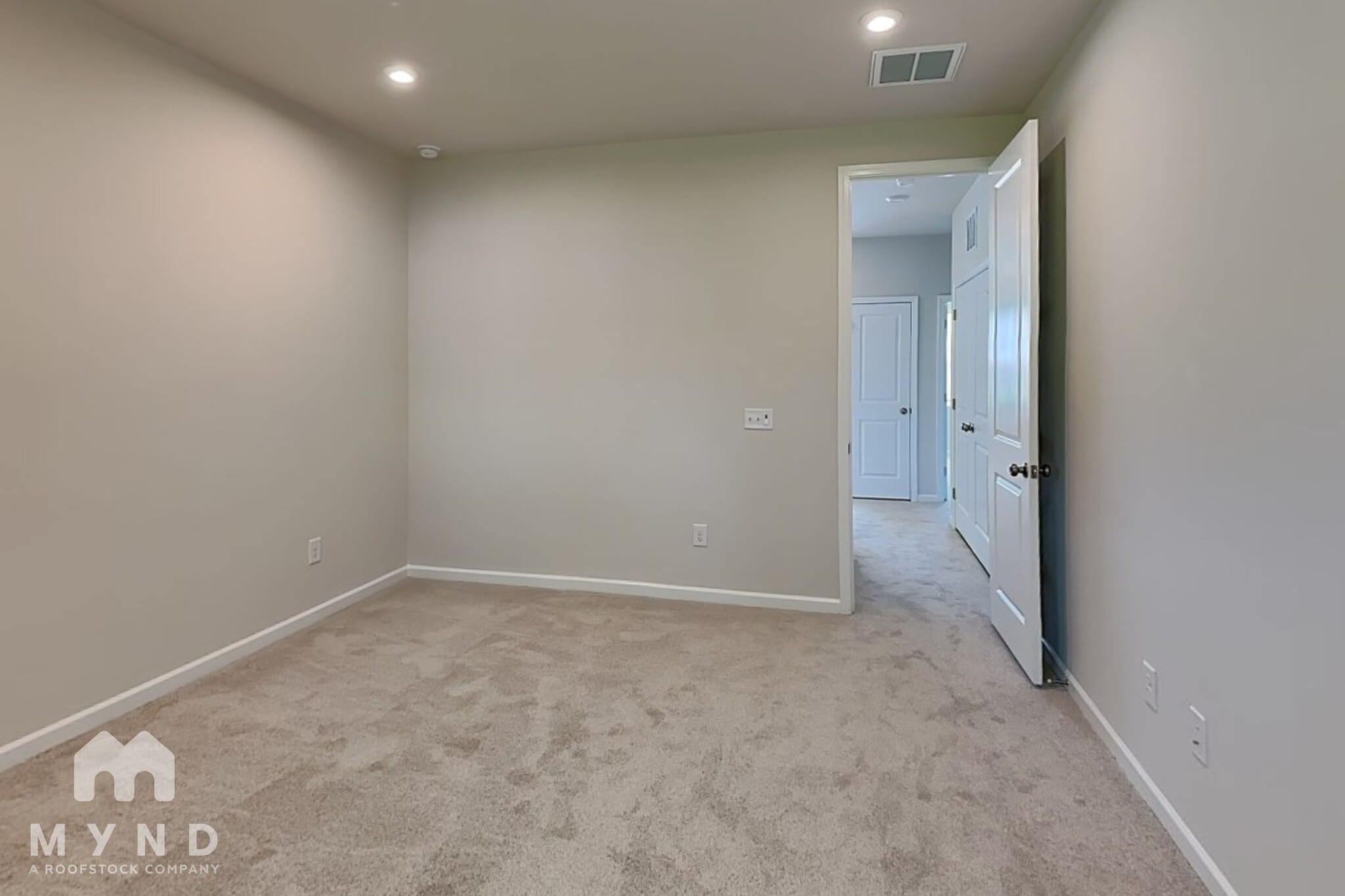 Building Photo - 6005 Longar Ln