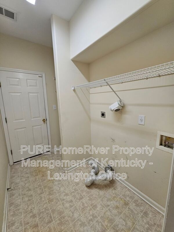 Building Photo - 2616 Crystal Falls Rd