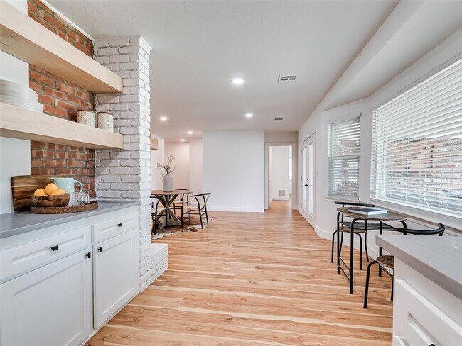 Building Photo - 2304 NW 56th Terrace