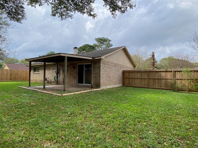 Building Photo - 907 Three Forks Dr
