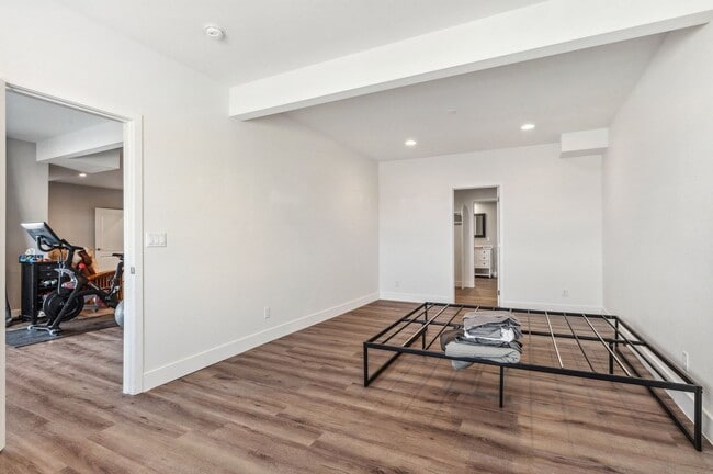 Building Photo - Stunning 4 Bedroom/ 3 Bath Home in Sterling Ranch