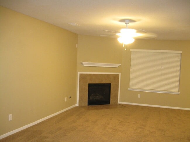 Building Photo - 4807 Dappled Grove Trail