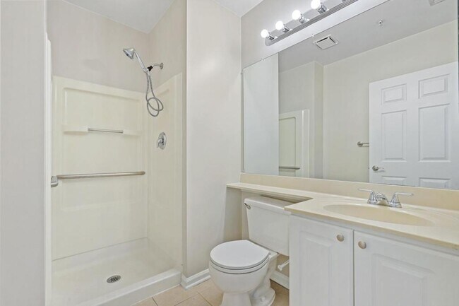 Building Photo - 20273 Beechwood Terrace