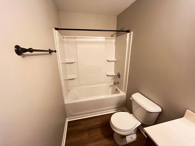 Building Photo - Pet Friendly, Three Bedroom with Bonus Room Home with Garage in Longs is Available Now!