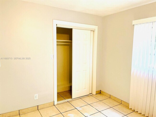 Building Photo - 1050 Atlantic Shores Blvd