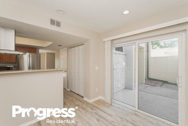 Building Photo - 16111 Gardendale Dr