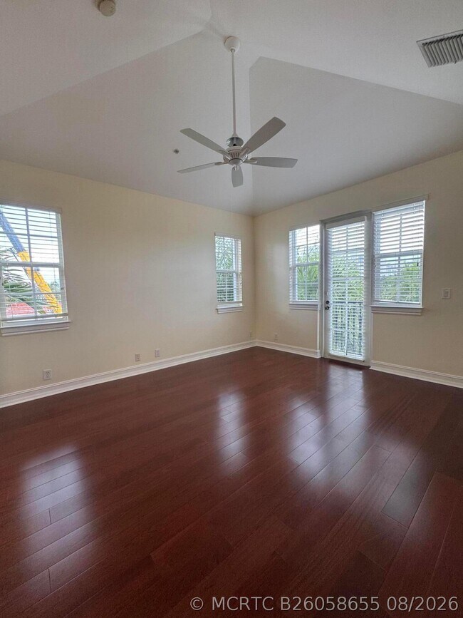 Building Photo - 503 N Mallory Cir