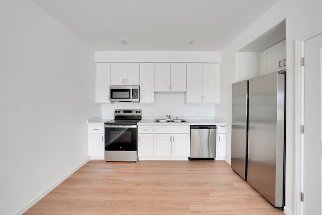 Building Photo - The Village at Hanford Square