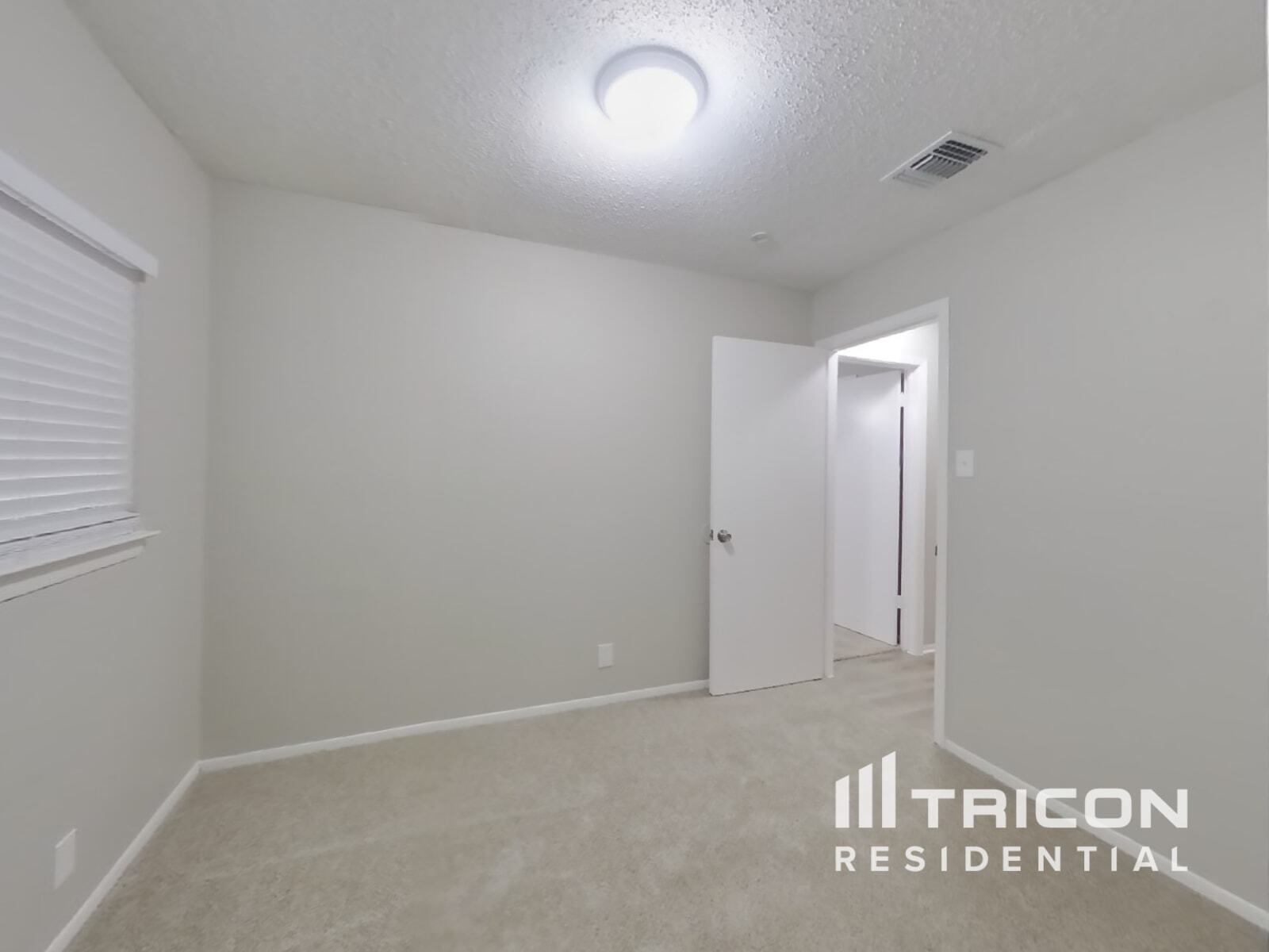 Building Photo - 4111 Sunrise Crest Dr