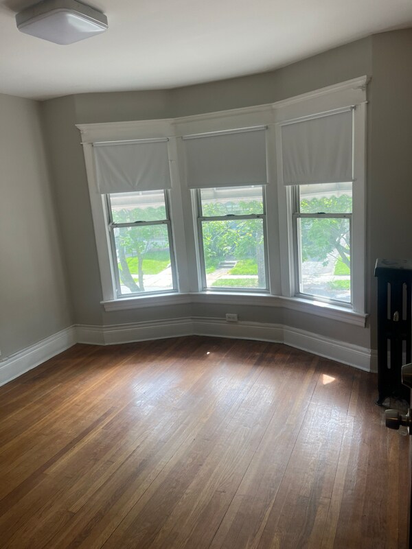 Building Photo - 45 Meech St