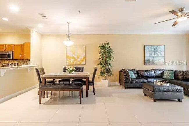 Building Photo - 3041 Ashland Ln S