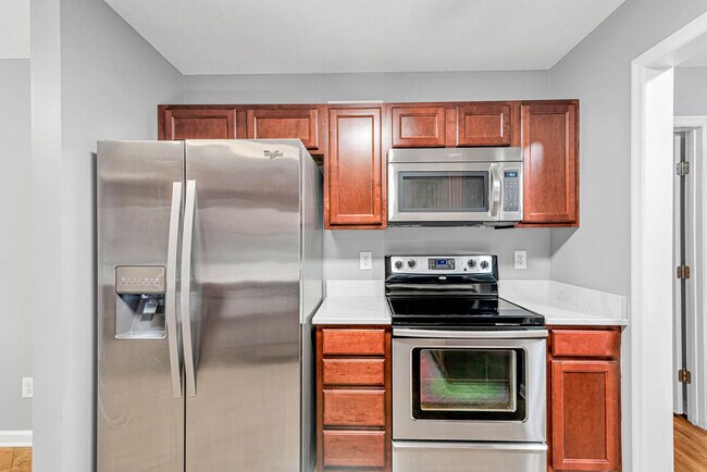 Building Photo - 174 Live Oak Dr