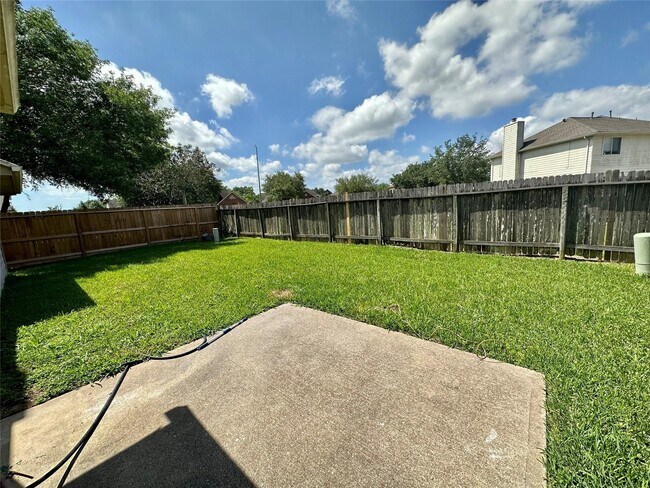 Building Photo - 4542 Reams Ln