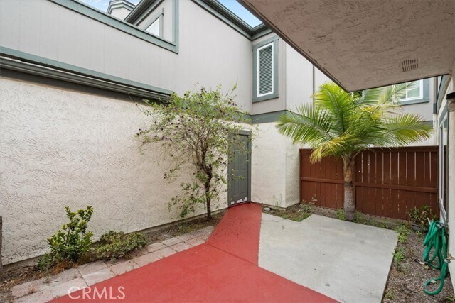 Building Photo - 1120 Cleghorn Dr