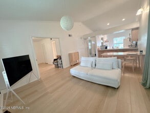 Building Photo - 3548 Tiara Way W