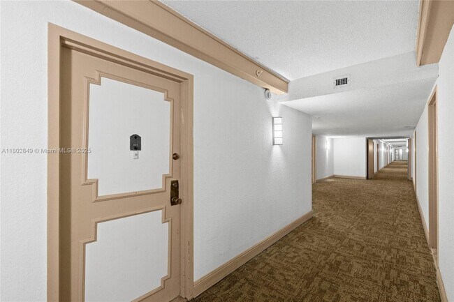 Building Photo - 2780 NE 183rd St
