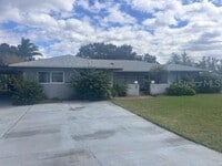 Building Photo - 543 FL-559