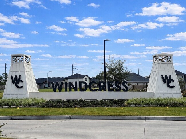 Building Photo - 519 Louis Ln