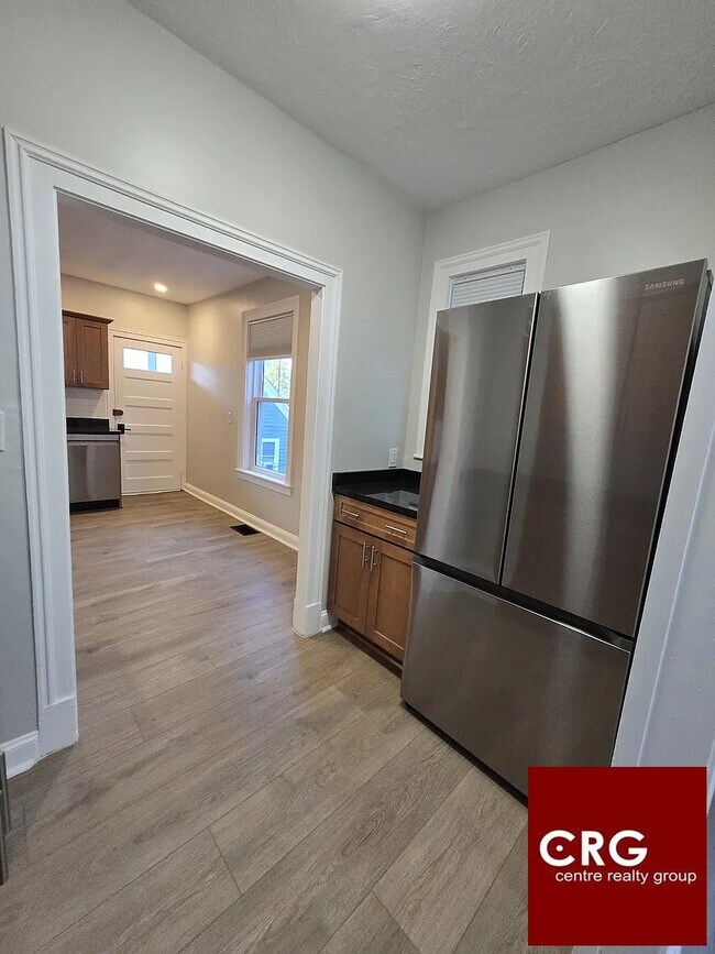 Building Photo - 4 Woodville Terrace