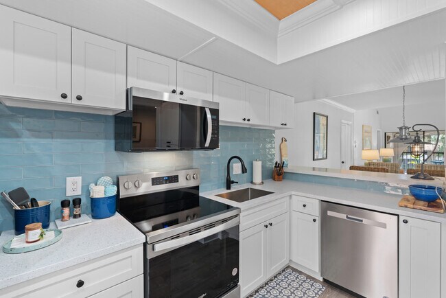 Building Photo - 3350 10th St N