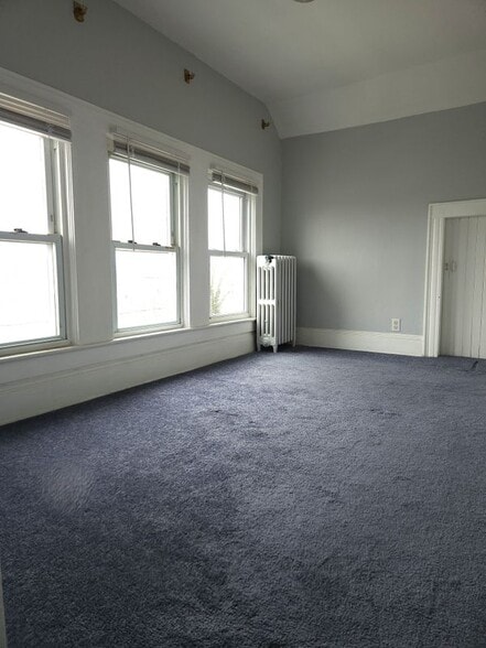 Building Photo - 56 4th Ave