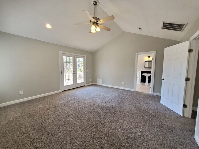 Building Photo - 958 Flynn McPherson Rd