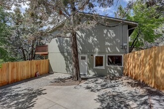 Building Photo - Fully Remodeled 2 Bedroom Westside ADU on NW Portland Ave - River West Neighborhood