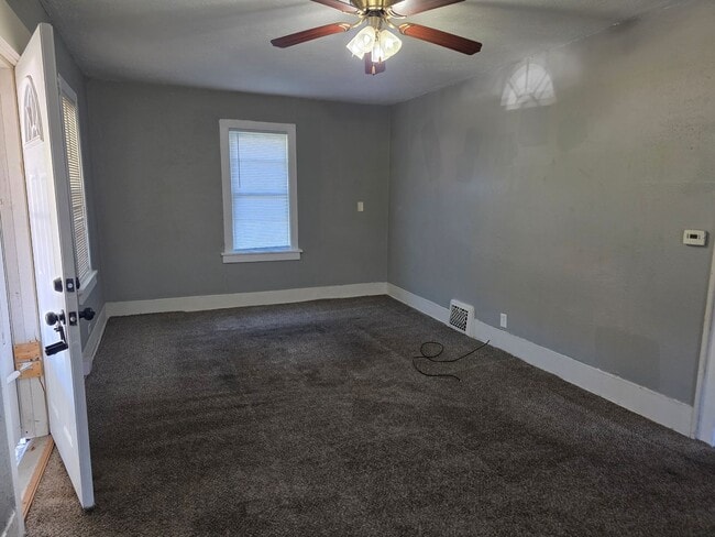 Building Photo - 2-Bedroom, 1-Bathroom Home with Basement – $1,325/Month