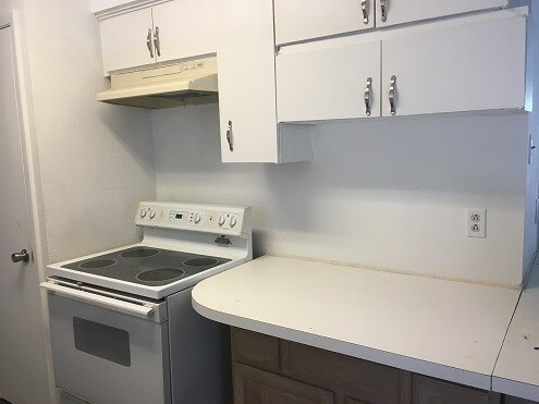 Building Photo - 1510 Crockett Cir