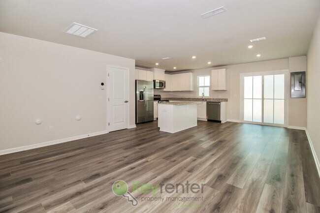 Building Photo - $200 Off 1st Month's Rent - 3 Bdrm/2.5 Bath, Brand New Townhome in Calabash