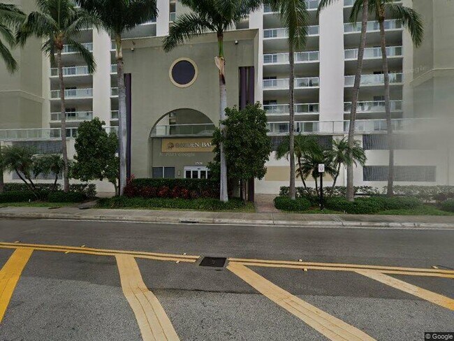 Primary Photo - 17050 N Bay Rd