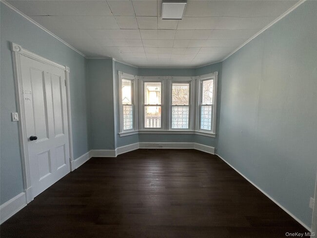 Building Photo - 206-208-208 W Main St