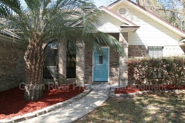 Building Photo - 6106 Pine Ave