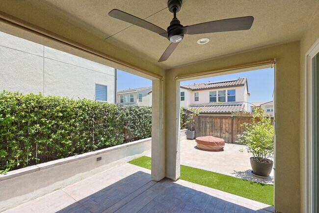 Building Photo - Gorgeous 4 Bedroom and 3 Bath Home in Chula vista/Otay Ranch Area
