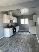 Building Photo - 120 W 73RD ST