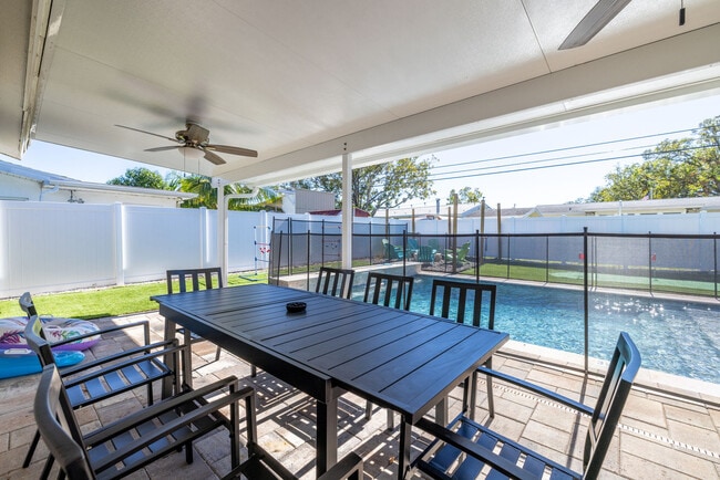 Building Photo - 13464 Twig Terrace