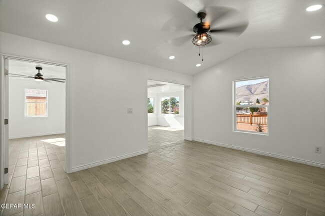 Building Photo - 2606 Justus St