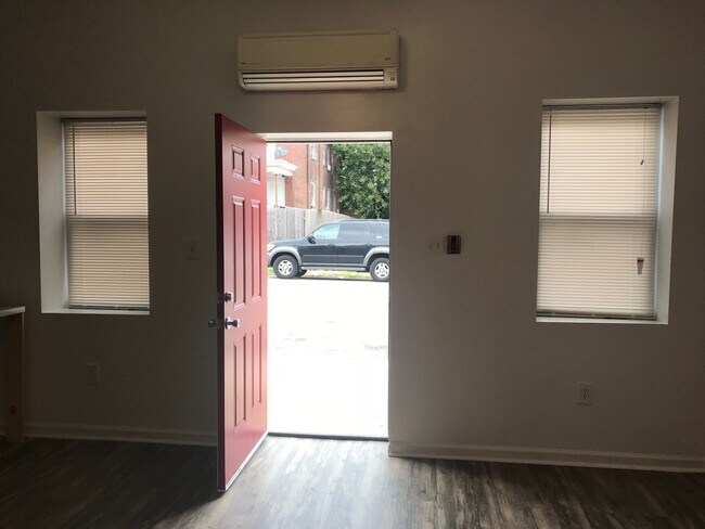 Entry - 2106 E Chelten Ave