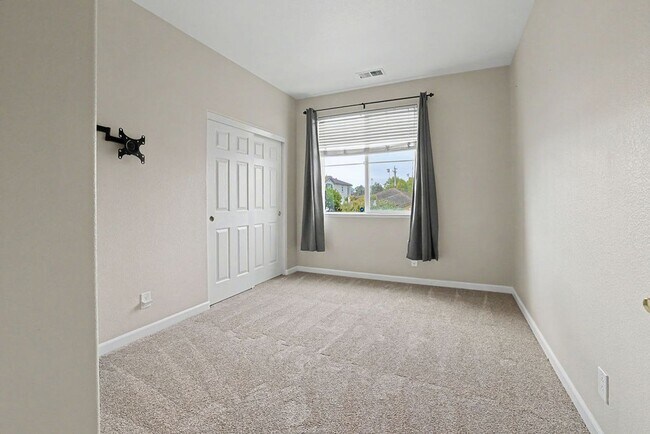 Building Photo - 4865 Peninsula Point Dr