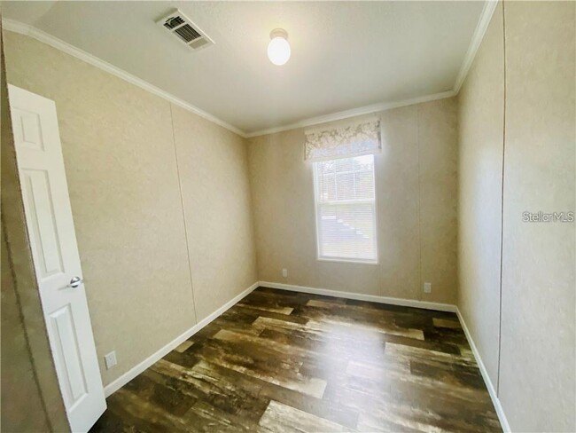 Building Photo - 1621 Tangerine St