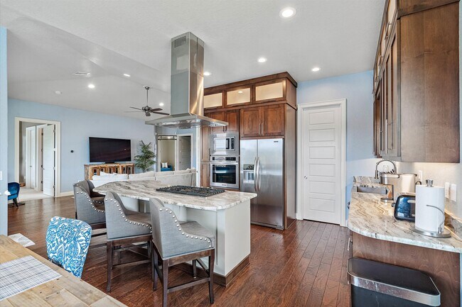 Building Photo - 4336 Belle Vista Dr