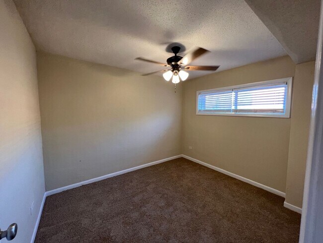 Building Photo - PRE-LEASING FOR AUGUST 2026!