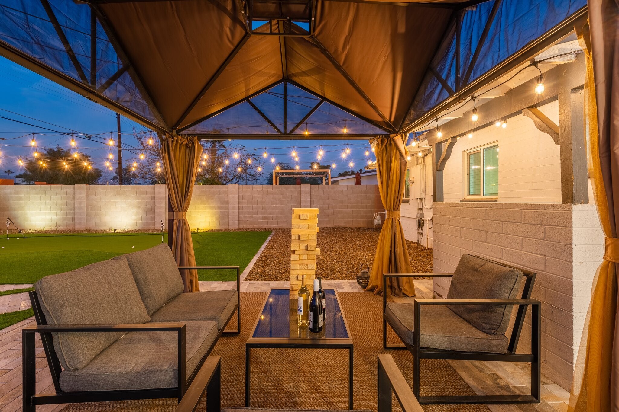 Building Photo - 7902 E Latham St