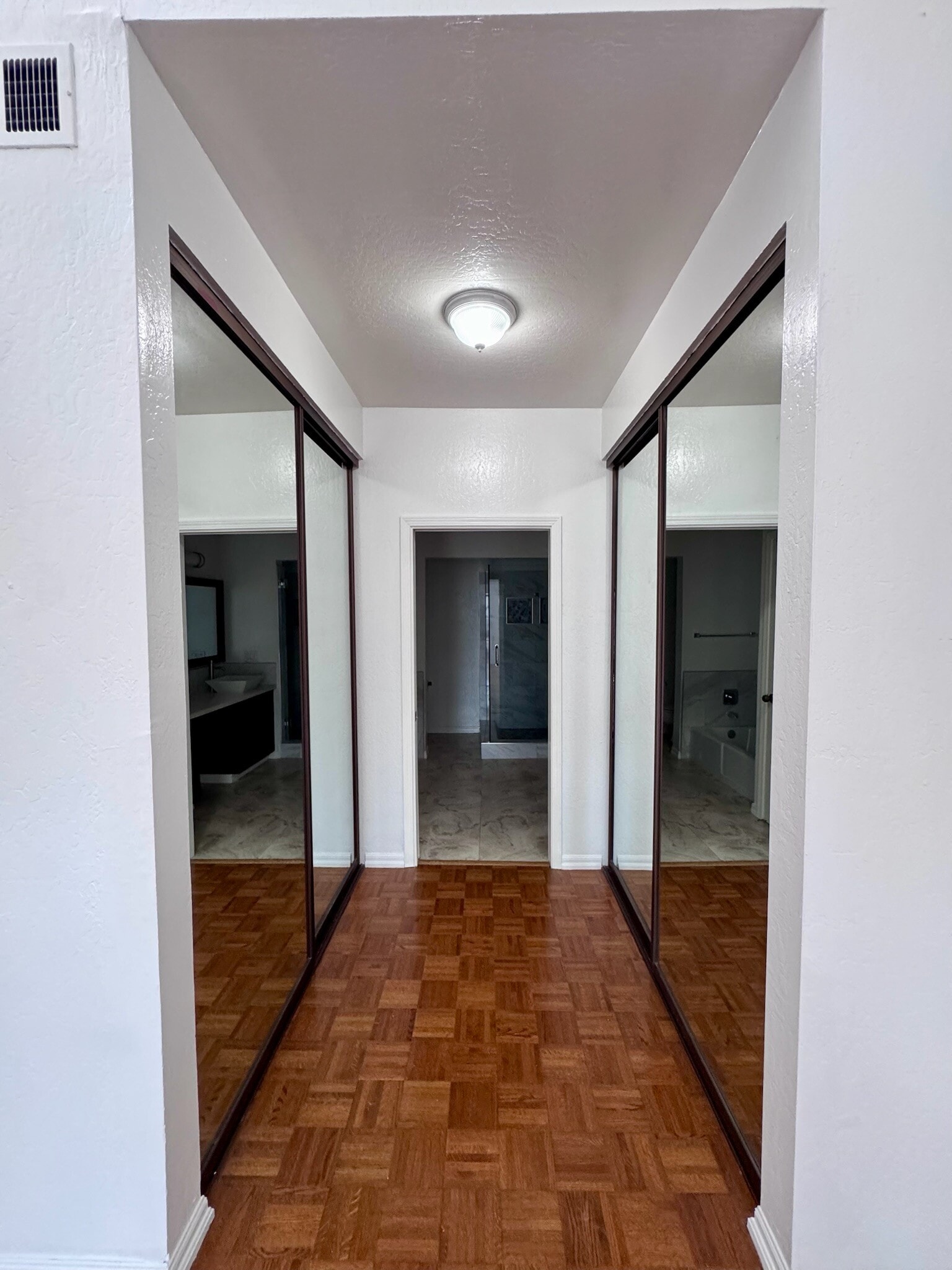 Master Bedroom - 25912 Hayward Blvd