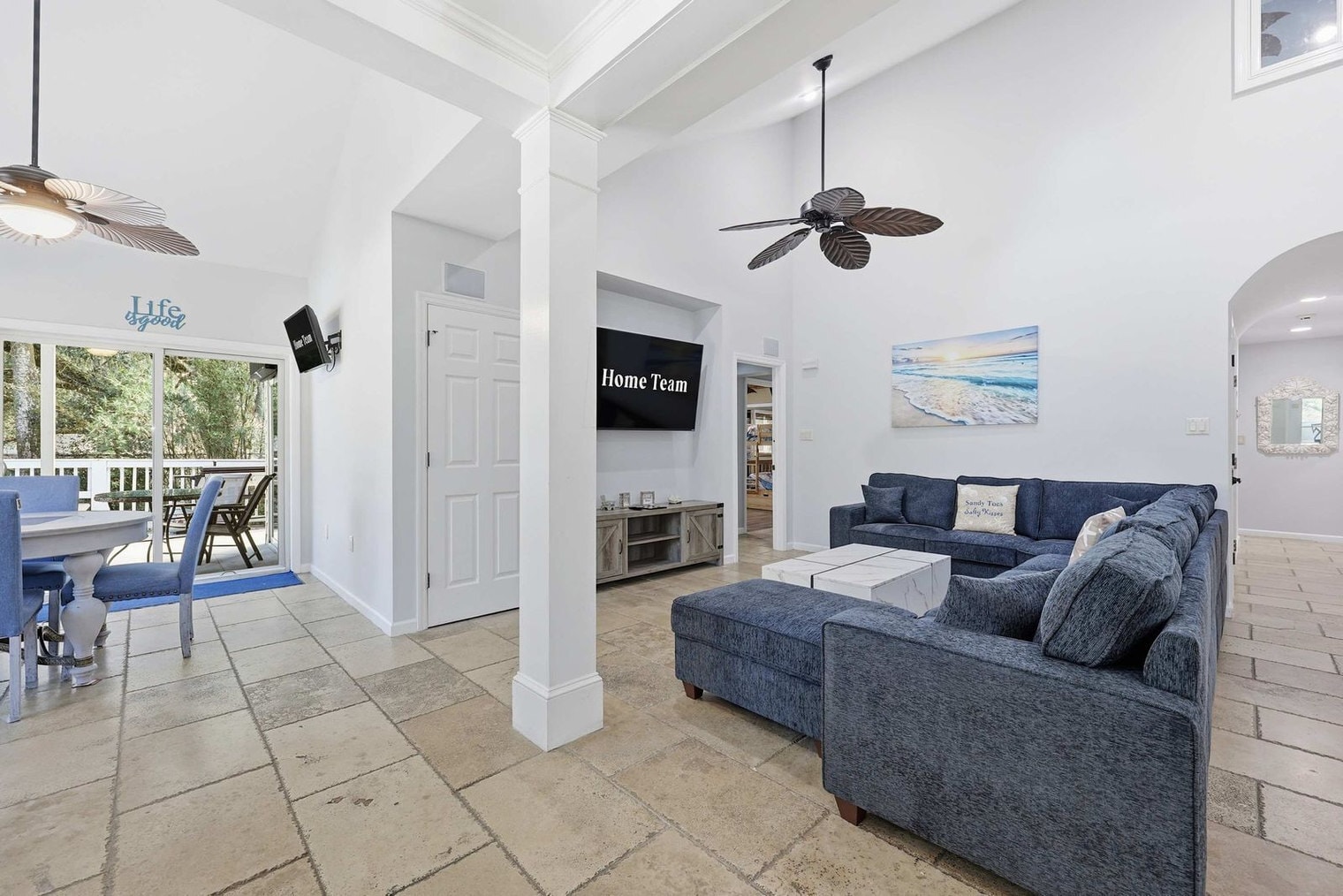 Building Photo - 6 Ibis St