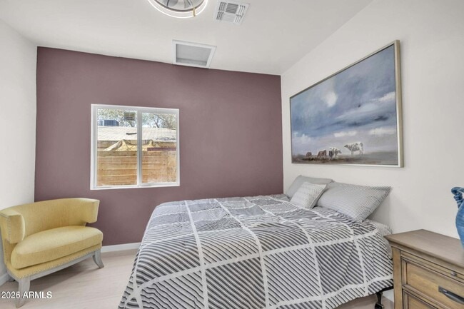 Building Photo - 510 N 10th St