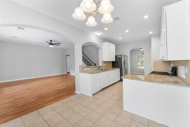 Building Photo - 15 Capshaw Ct