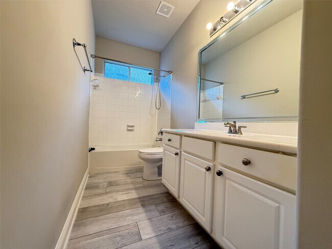 Building Photo - 13522 Schumann Trail