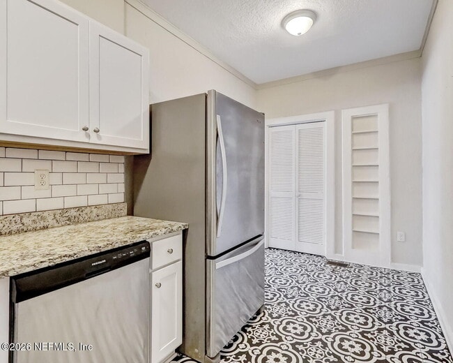 Building Photo - 1020 Stockton St