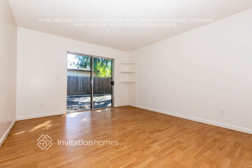 Building Photo - 7840 1st Draw Way